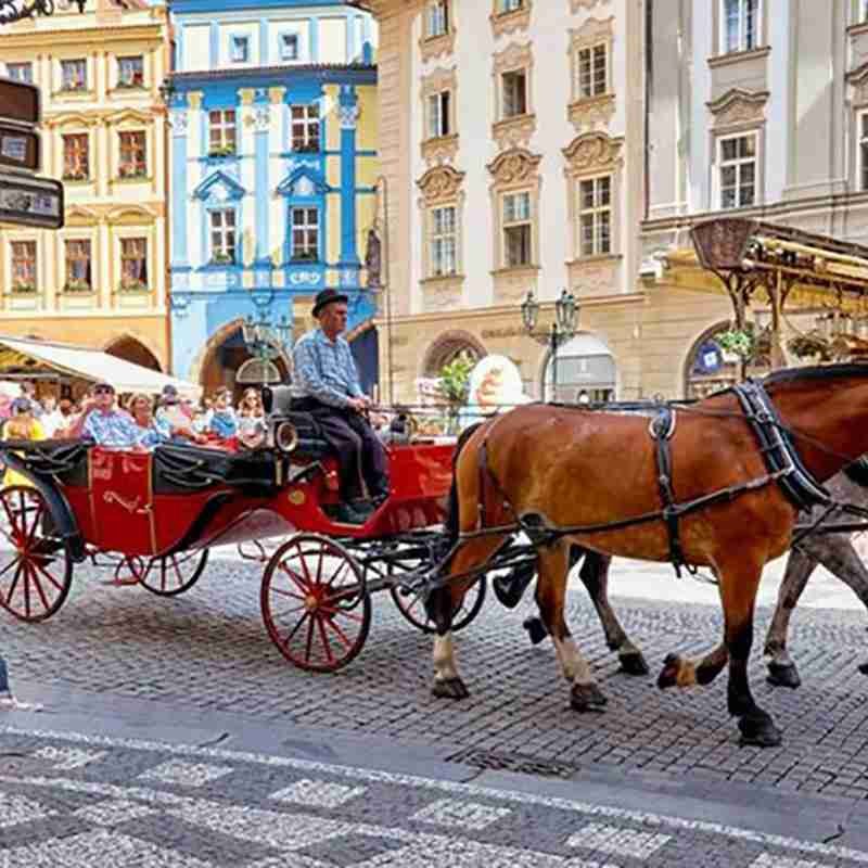 Das Beste von Prag Stadttour mit Boot, Bus und zu Fuß