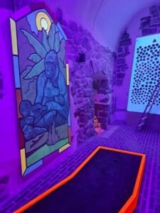 Prague- Glow Golf Mini Golf Game by UV Light 3 Prague: Glow Golf Mini Golf Game by UV Light 3