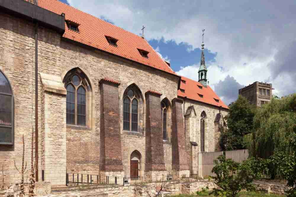 ¿Qué puedo hacer en el monasterio de Agnes?