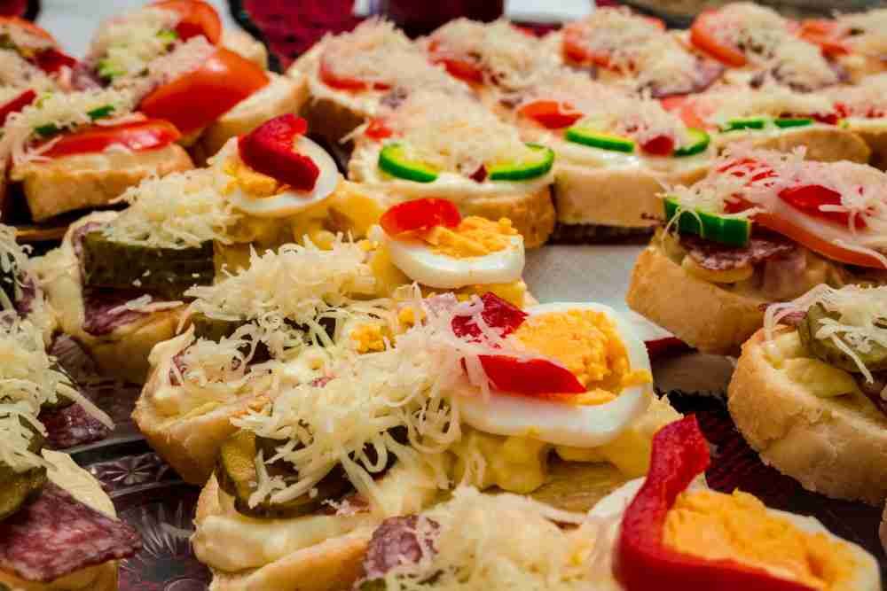 Canapés, Praga