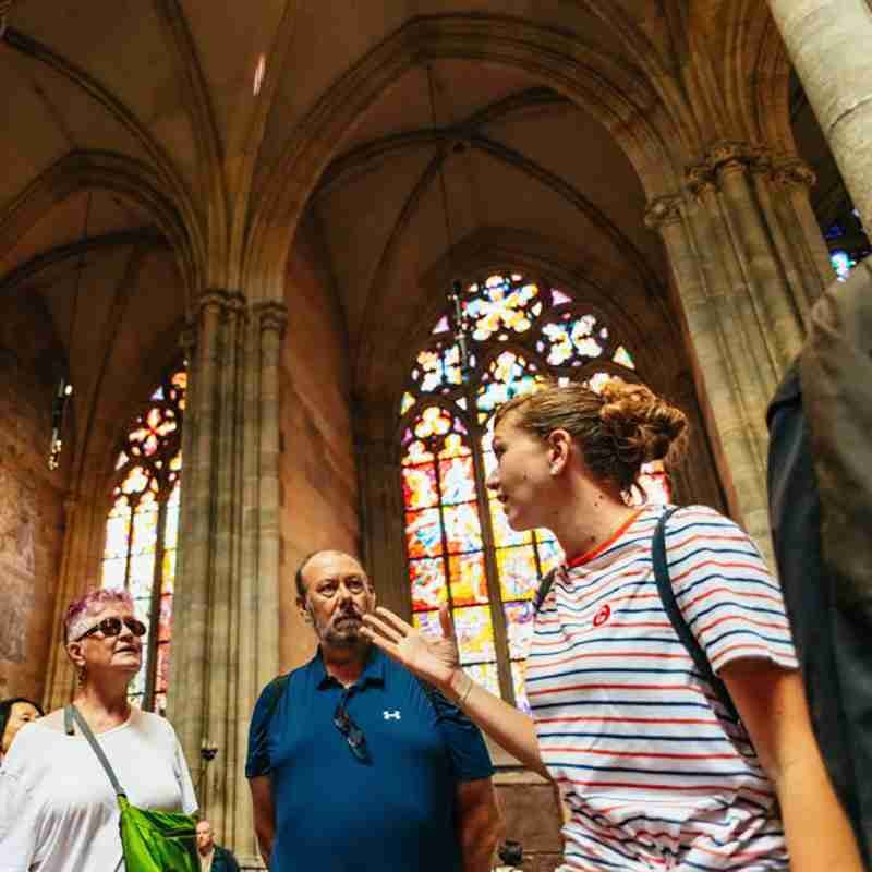 Prag Die Highlights der Stadt mit Bus, Schiff und zu Fuß