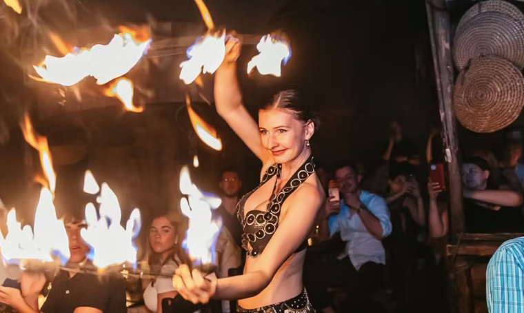 Prag: 5-Gang-Mediäven-Dinner mit Show und unbegrenzten Getränken