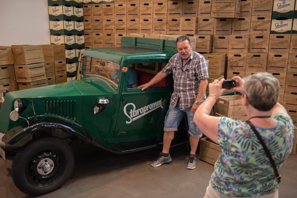 Prag: Selbstgeführte Tour durch die Staropramem-Brauerei mit Verkostung